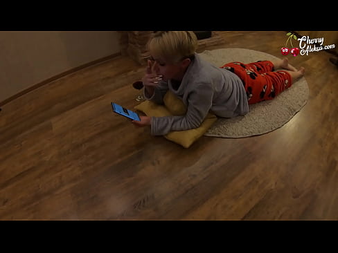 ❤️ Luda plavuša sisa ogroman kurac sisa i poskakuje na njemu - analni seks ❤ Porno fb kod nas hr.pornplaybb.ru ☑